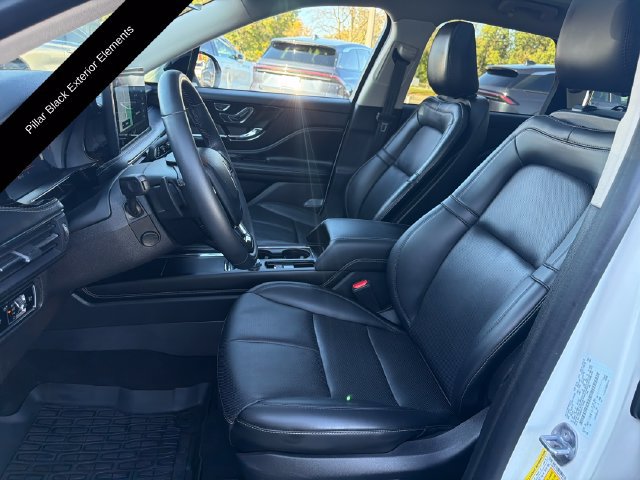 Certified 2024 Lincoln Corsair AWD w/ Equipment Group 101A image 12