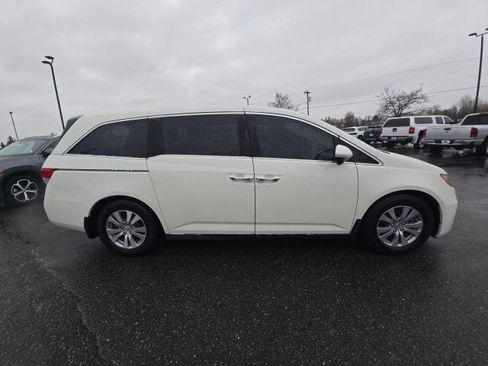 Used 2017 Honda Odyssey EX-L image 2