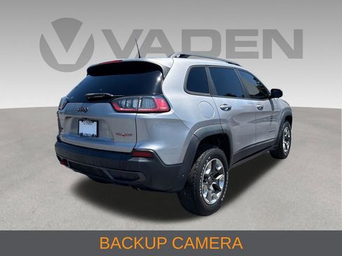 Used 2019 Jeep Cherokee Trailhawk AWD/4WD image 5