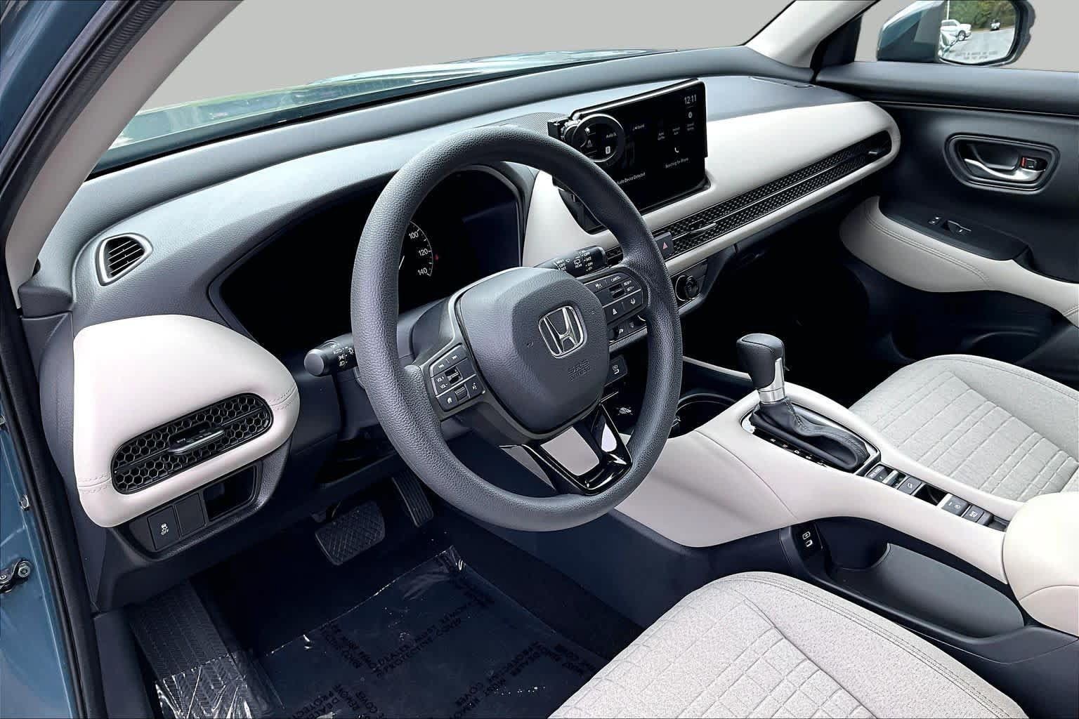 Used 2026 Honda HR-V LX image 16