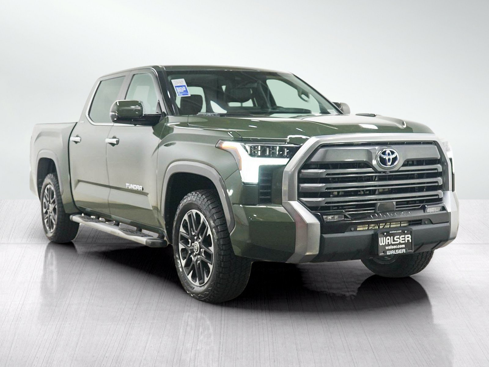 Used 2023 Toyota Tundra Limited AWD/4WD image 7