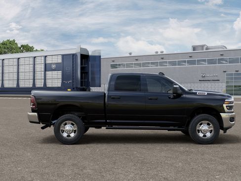 New 2026 RAM 2500 Tradesman AWD/4WD image 12