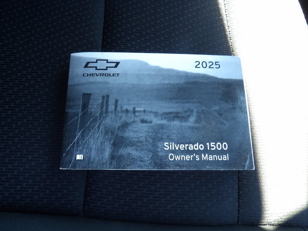 Used 2025 Chevrolet Silverado 1500 W/T RWD image 33