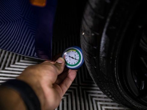 Used 2024 BMW 230i 230i w/ M Sport Package image 39