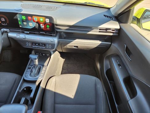 Used 2024 Hyundai Kona SEL image 14