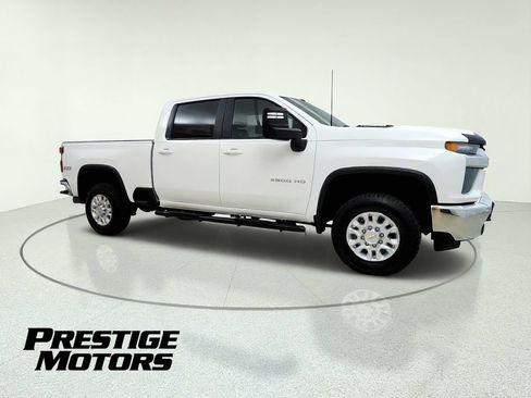 Used 2022 Chevrolet Silverado 3500 LT w/ Convenience Package AWD/4WD image 14