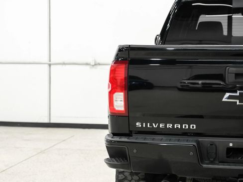 Used 2017 Chevrolet Silverado 1500 LTZ Z71 w/ LTZ Plus Package image 52