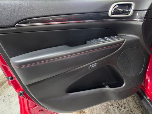 Used 2020 Jeep Grand Cherokee Trailhawk w/ Trailhawk Luxury Group image 14