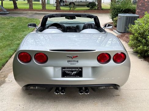 Used 2008 Chevrolet Corvette Convertible w/ Preferred Equipment Group RWD image 27