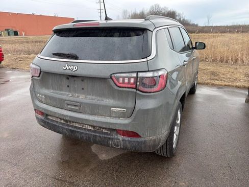 Used 2023 Jeep Compass Latitude w/ Sun and Sound Group image 12