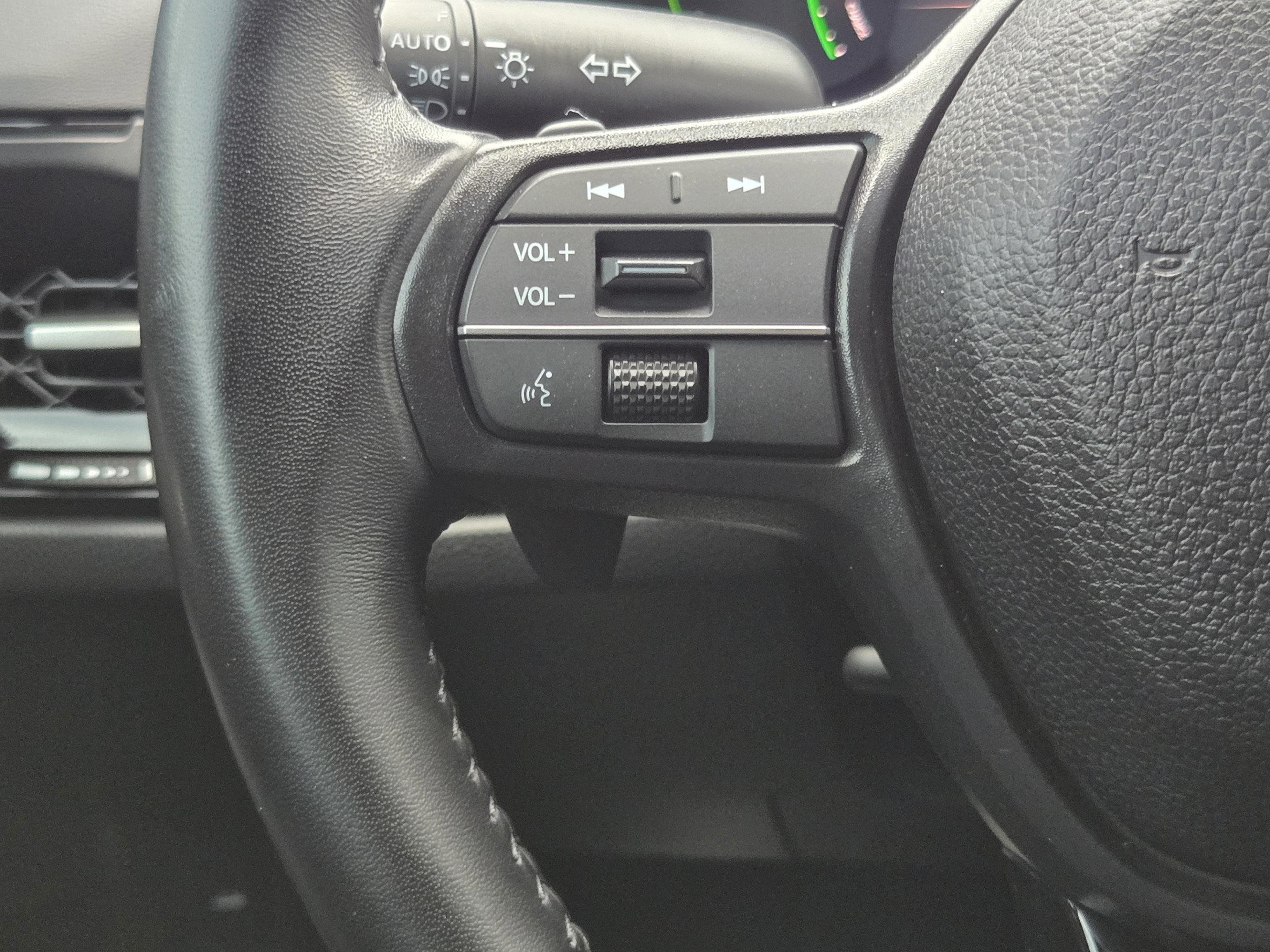 Certified 2024 Honda Accord Sport image 25