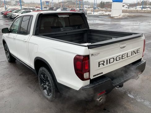 New 2026 Honda Ridgeline Black Edition image 7