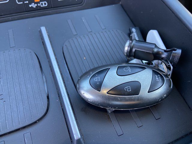 Used 2025 Hyundai Santa Fe SEL FWD image 43