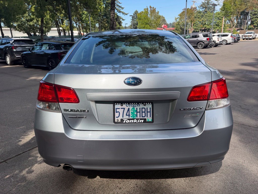 Used 2013 Subaru Legacy 2.5i Premium AWD/4WD image 5