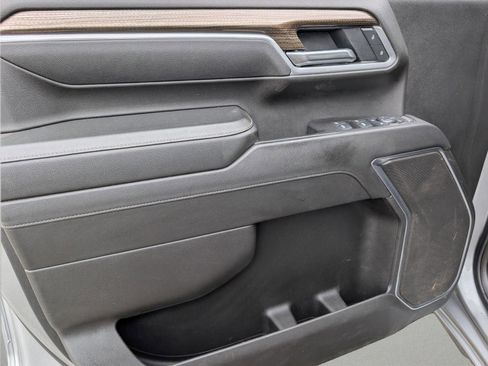 Used 2025 Chevrolet Silverado 2500 LT w/ Trail Boss Package image 16