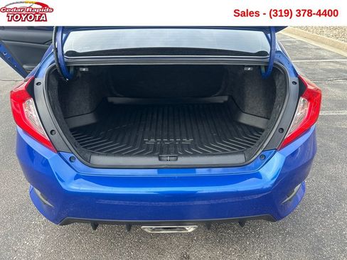 Used 2019 Honda Civic Sport image 22