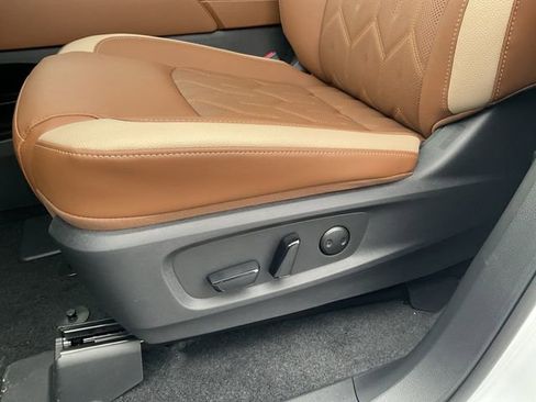 New 2026 Nissan Pathfinder Platinum w/ Cargo Package image 28