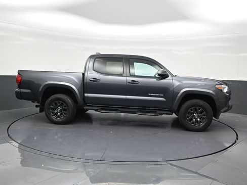 Used 2023 Toyota Tacoma SR5 w/ Technology Package RWD image 7