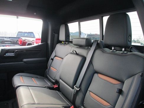 Certified 2026 GMC Sierra 1500 AT4 w/ AT4 Premium Package image 21