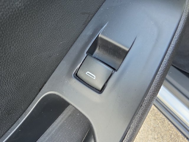 Certified 2022 Chevrolet Traverse LT FWD image 12