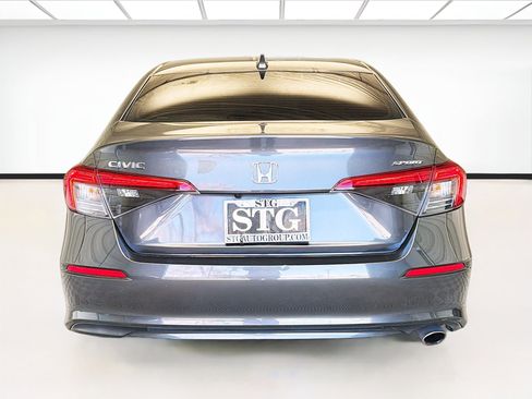 Used 2022 Honda Civic Sport image 5