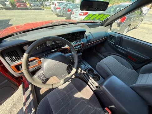 Used 1998 Jeep Grand Cherokee Laredo AWD/4WD image 11