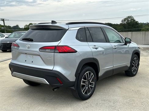 New 2026 Toyota Corolla Cross XLE image 4