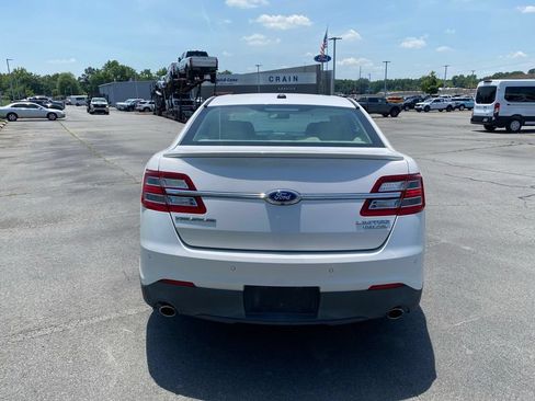 Used 2015 Ford Taurus Limited w/ Equipment Group 301A FWD image 6
