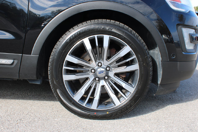 Used 2016 Ford Explorer Platinum AWD/4WD image 39
