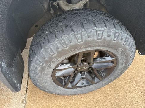 Used 2019 Chevrolet Silverado 1500 Custom Trail Boss w/ Custom Convenience Package image 24