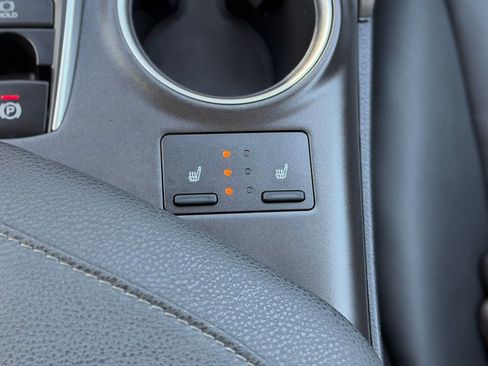 Used 2023 Toyota Camry XLE w/ Cold Weather Package image 21