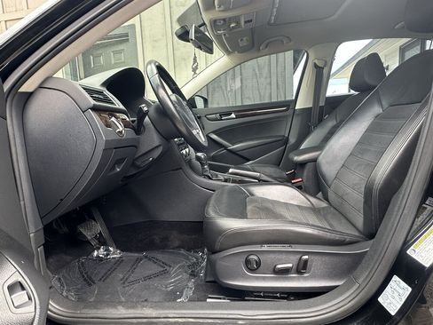 Used 2014 Volkswagen Passat TDI SEL Premium FWD image 49