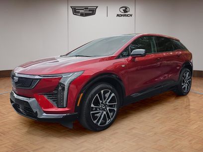 Certified 2025 Cadillac Optiq Sport 2 w/ LPO, Floor Liner Package