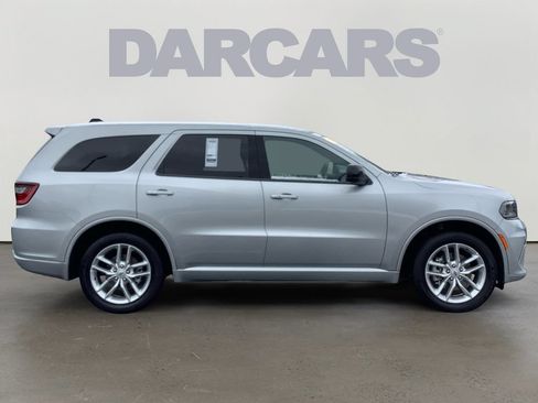 Used 2025 Dodge Durango GT AWD/4WD image 3