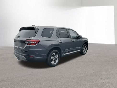 Used 2023 Honda Pilot EX-L image 9