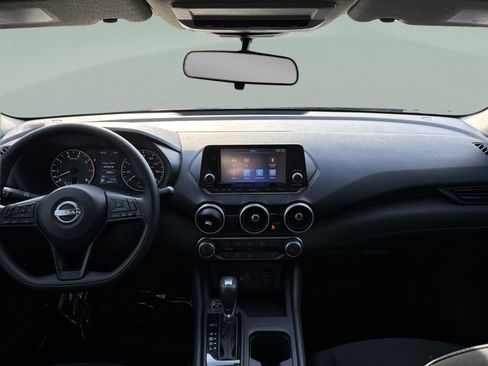 Used 2024 Nissan Sentra S image 40