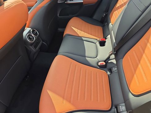 New 2026 Mercedes-Benz GLC 300 4MATIC image 14