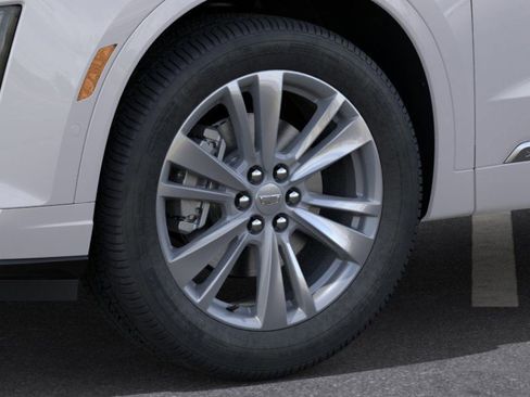 New 2025 Cadillac XT6 Premium Luxury w/ Technology Package AWD/4WD image 9