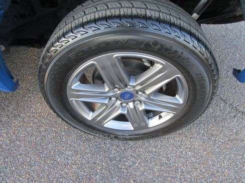 Used 2020 Ford F150 XLT w/ Equipment Group 302A Luxury image 14