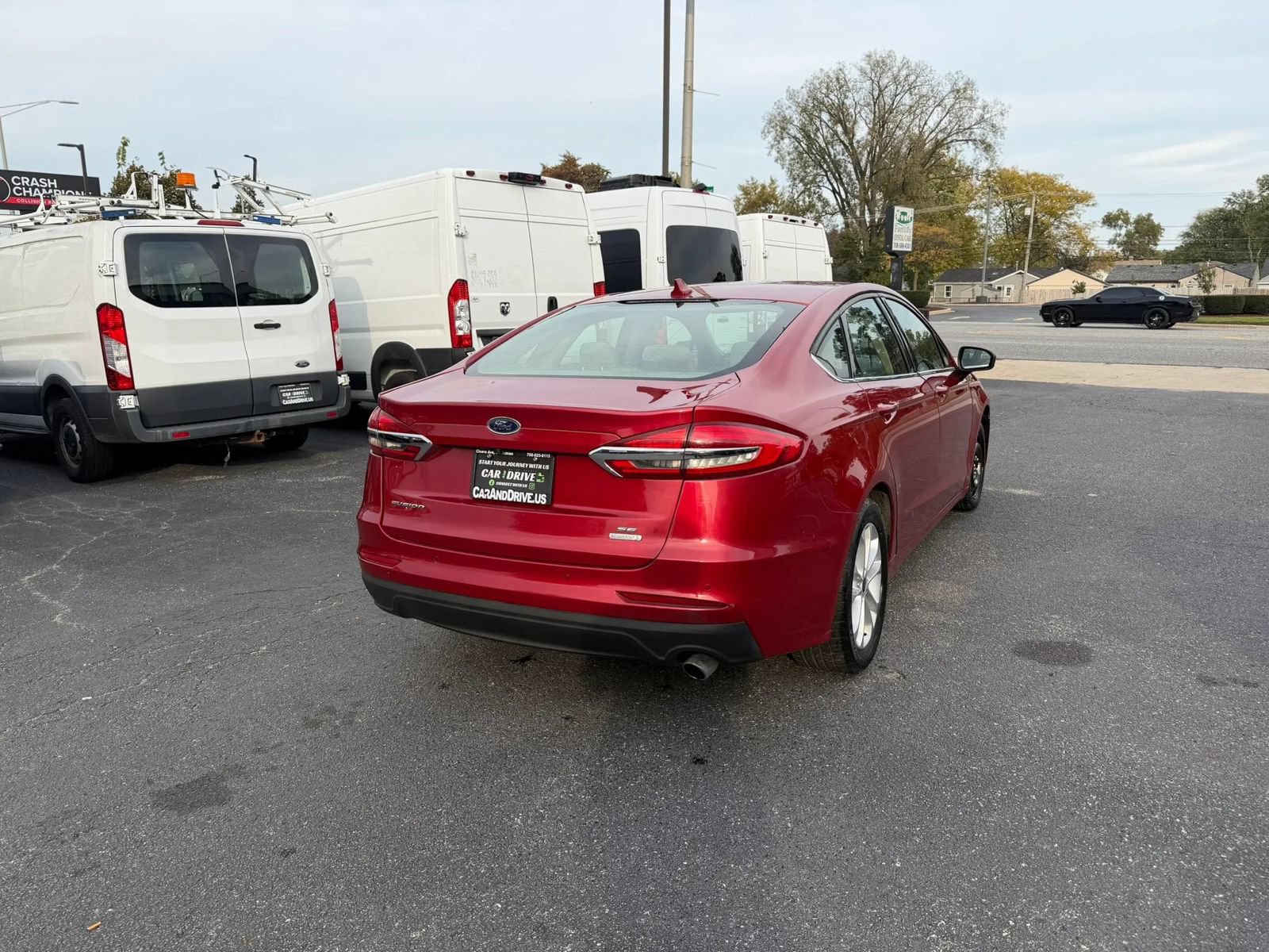 Used 2020 Ford Fusion SE FWD image 5