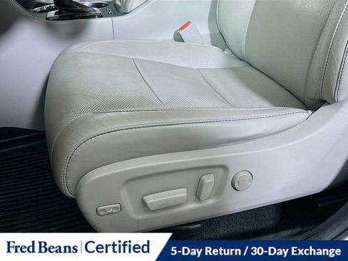Used 2018 Toyota Highlander Limited Platinum image 20