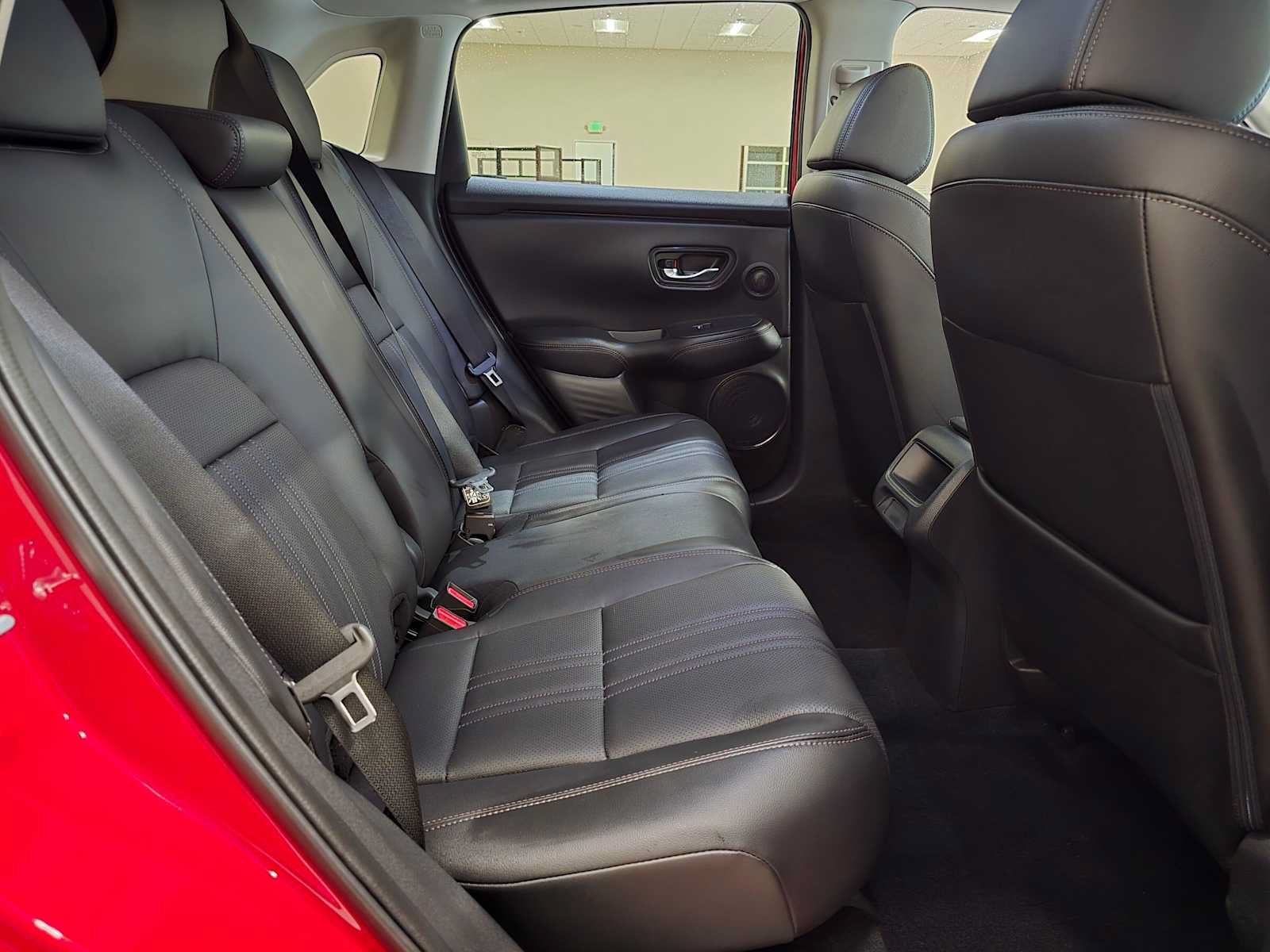 Used 2025 Honda HR-V EX-L image 27