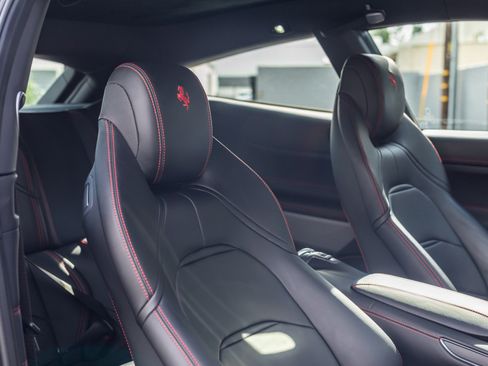 Used 2018 Ferrari GTC4Lusso T RWD image 38