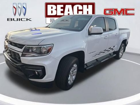 Used 2022 Chevrolet Colorado LT w/ LT Convenience Package image 7