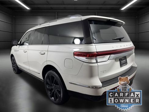 Certified 2022 Lincoln Navigator Reserve AWD/4WD image 5