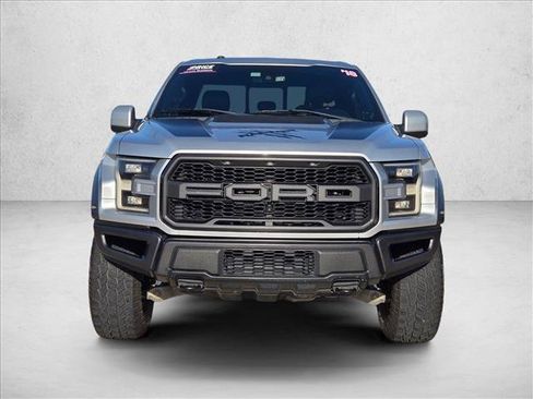Used 2018 Ford F150 Raptor w/ Equipment Group 802A Luxury AWD/4WD image 2