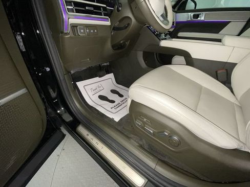 Used 2025 Hyundai Santa Fe Calligraphy AWD/4WD image 12