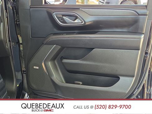 Used 2023 GMC Yukon AT4 w/ Technology Package AWD/4WD image 31