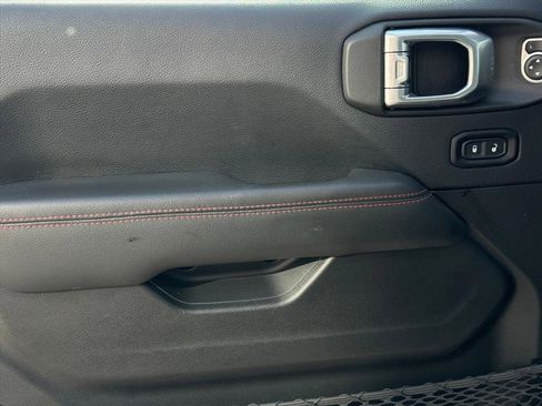 Used 2019 Jeep Wrangler Unlimited Rubicon image 13