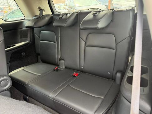 Used 2022 Nissan Pathfinder SL w/ SL Premium Package image 11